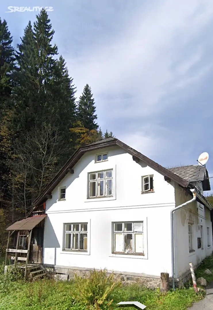 Prodej  rodinného domu 270 m², pozemek 448 m², Ostružná - Petříkov, okres Jeseník