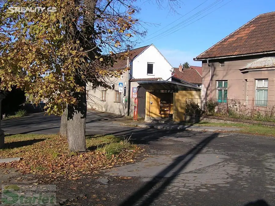 Prodej  stavebního pozemku 4 863 m², Větrušice, okres Praha-východ