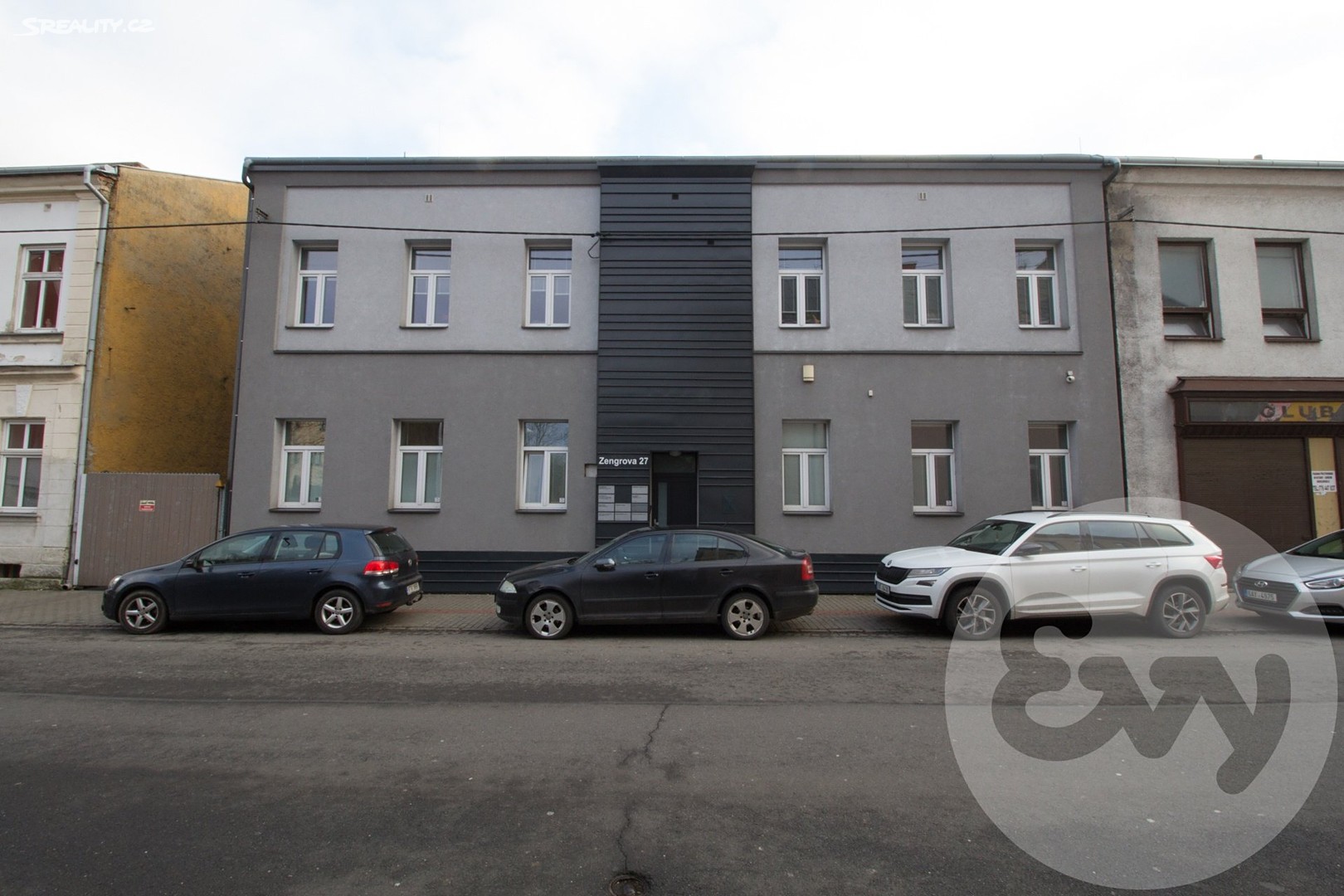 Pronájem bytu 1+kk 24 m² (Podkrovní), Zengrova, Ostrava - Vítkovice