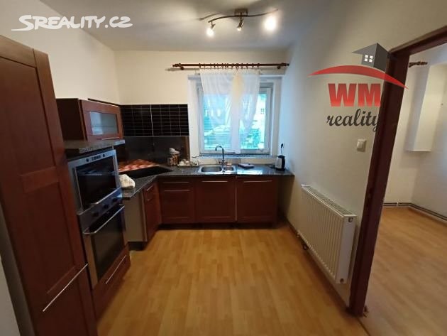 Pronájem bytu 2+1 54 m², Americká, Karlovy Vary