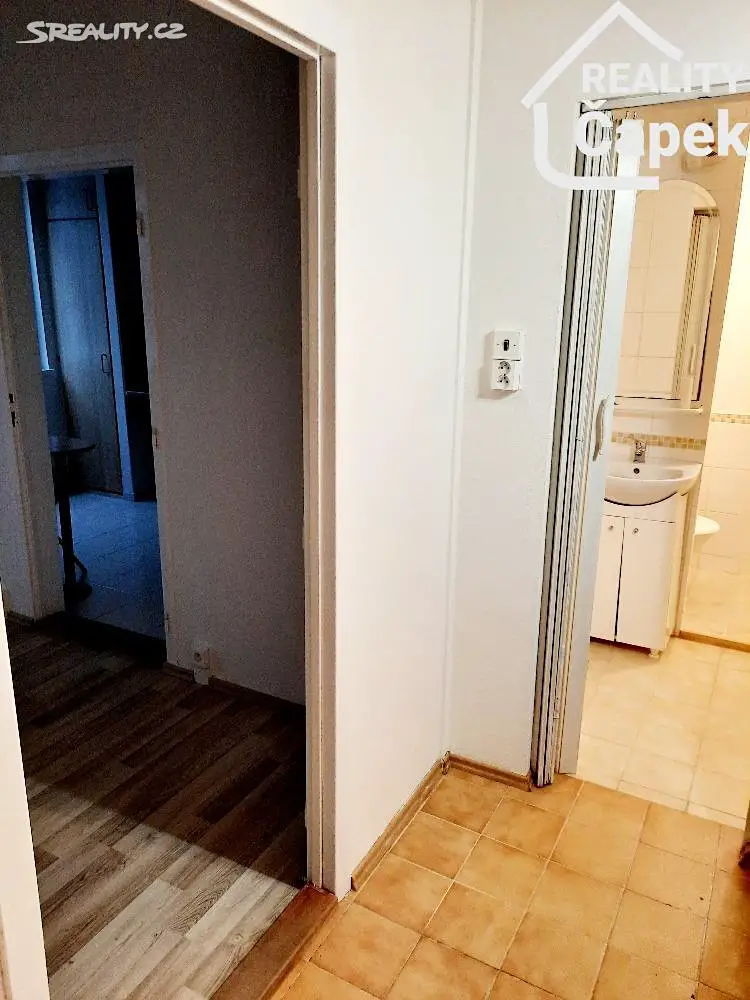 Pronájem bytu 2+1 44 m², Václava Jiřikovského, Ostrava - Dubina