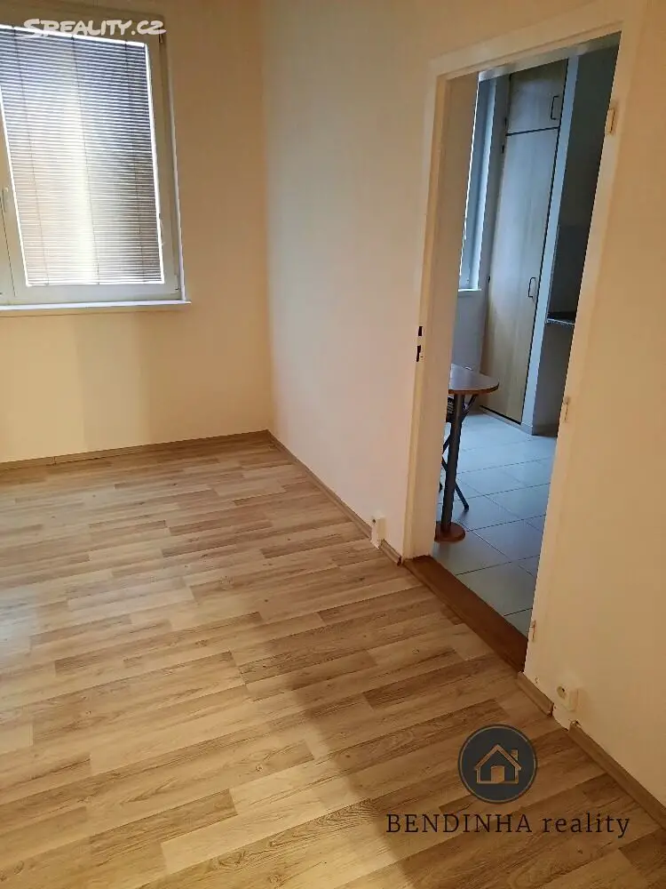 Pronájem bytu 2+1 44 m², Václava Jiřikovského, Ostrava - Dubina