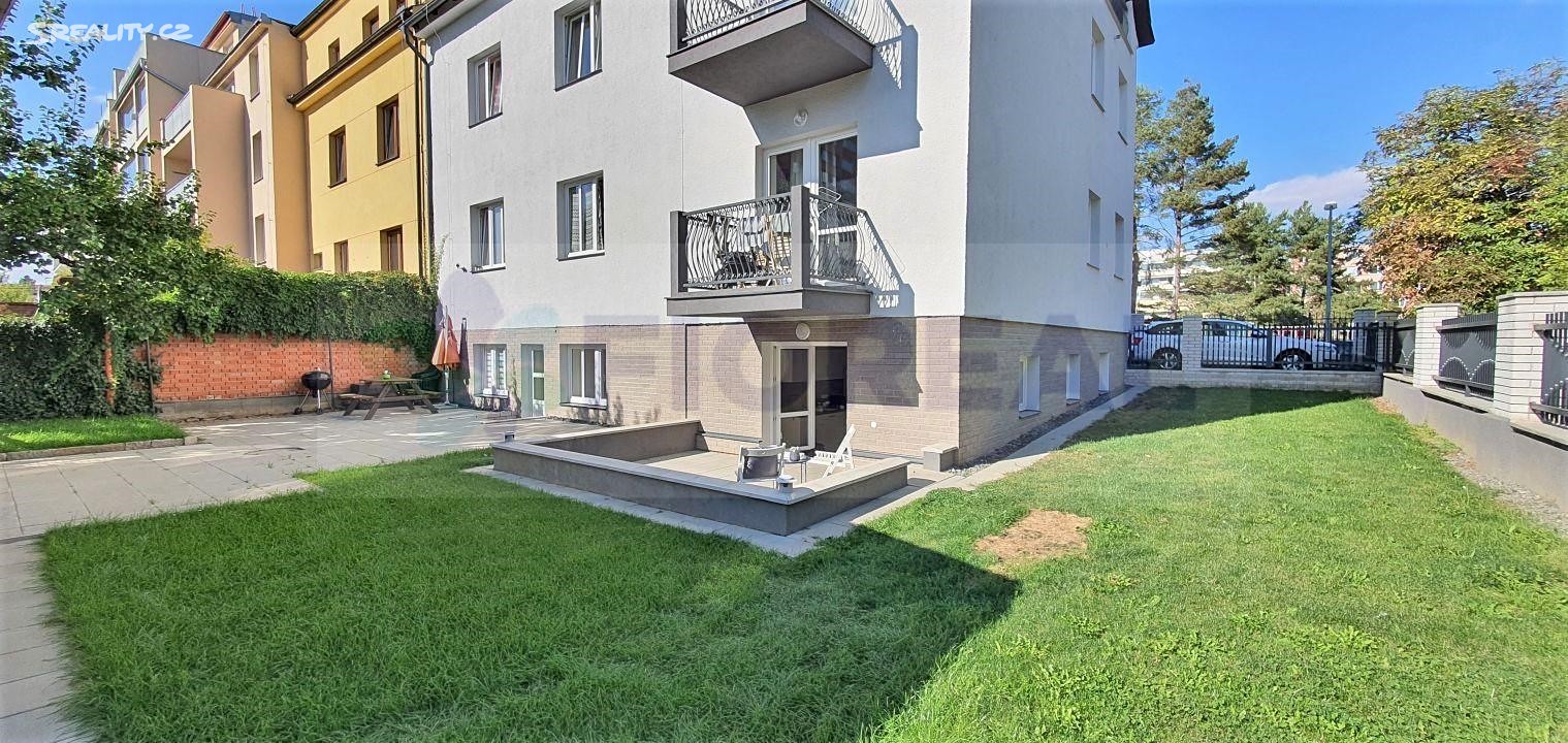 Pronájem bytu 2+kk 47 m², Vyžlovská, Praha 10 - Strašnice