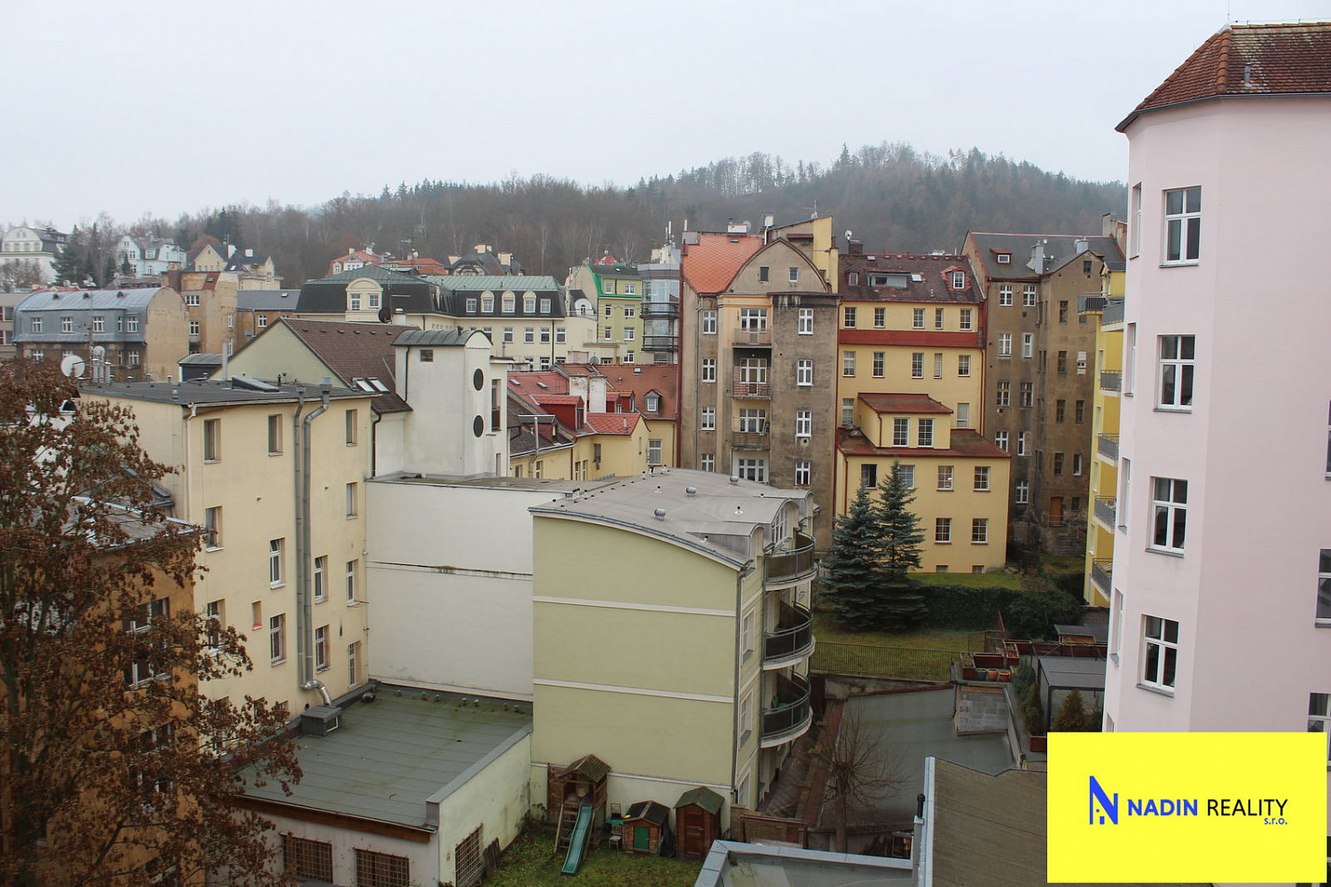 Varšavská, Karlovy Vary