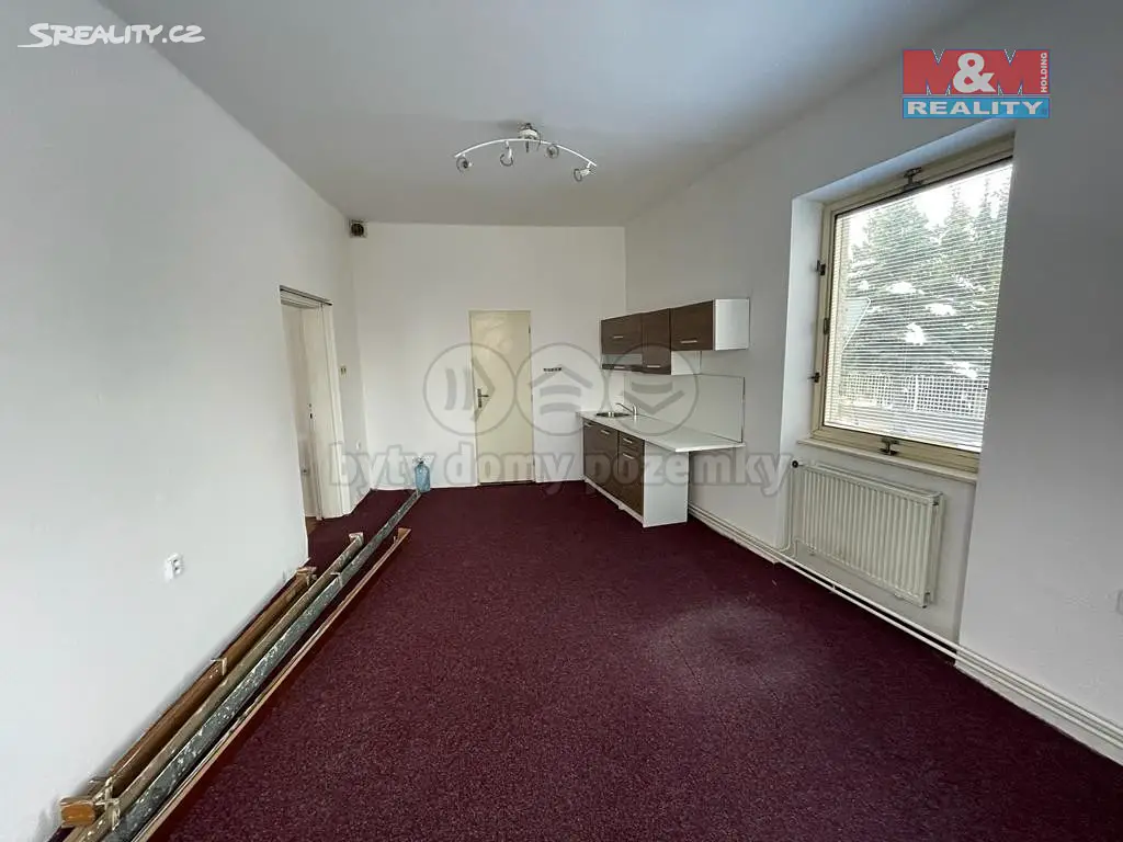 Pronájem bytu 1+kk 40 m², Sládkova, Kroměříž