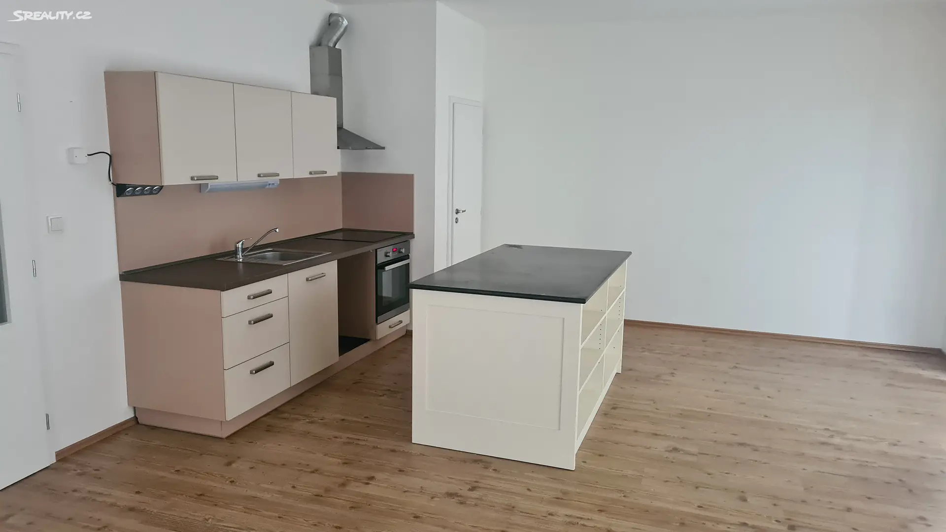 Pronájem bytu 4+kk 100 m² (Mezonet), Na Horničce, Plzeň - Křimice