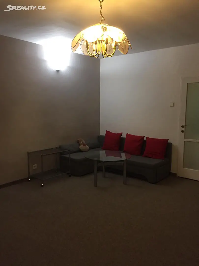 Pronájem bytu 1+1 39 m², nábřeží Jana Palacha, Karlovy Vary