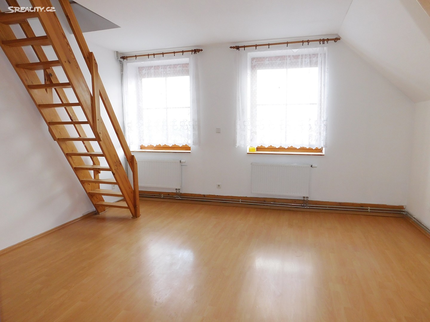 Pronájem bytu 2+kk 51 m², Za Humny, Chyňava