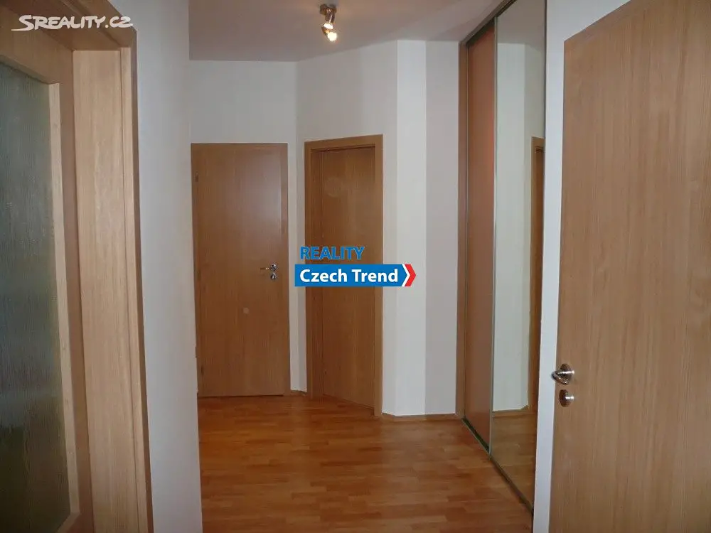 Pronájem bytu 2+kk 53 m², Novosadský dvůr, Olomouc - Nové Sady