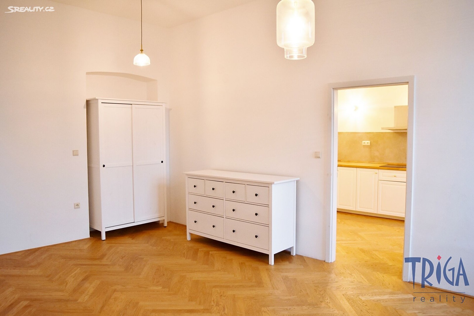 Pronájem bytu 1+1 50 m², Na Obci, Jaroměř - Pražské Předměstí