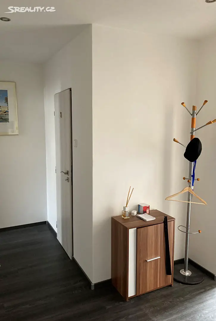 Pronájem bytu 2+1 52 m², Nad Školou, Liberec - Liberec XXX-Vratislavice nad Nisou