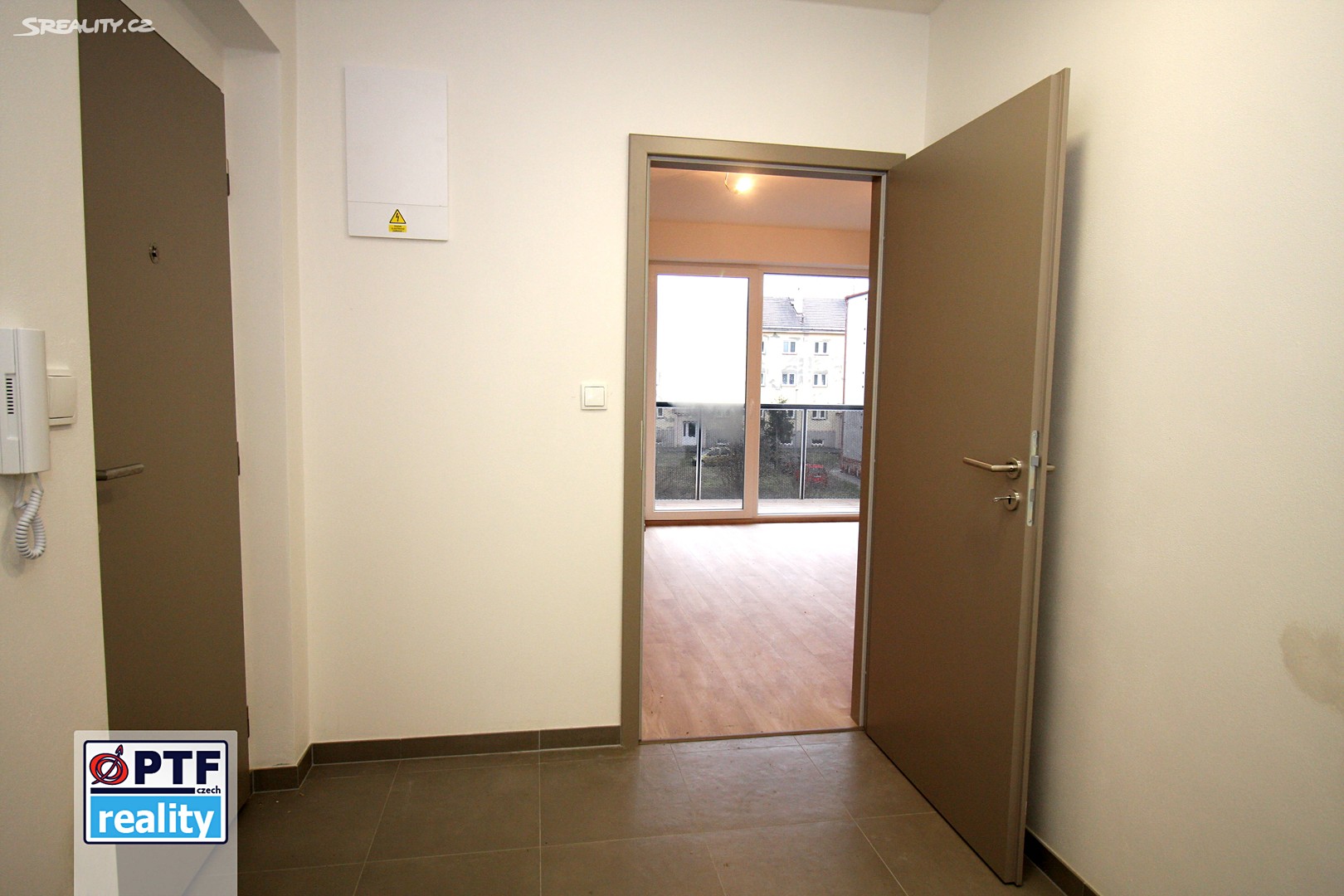 Pronájem bytu 2+kk 54 m², Živnostenská, Plzeň - Lobzy