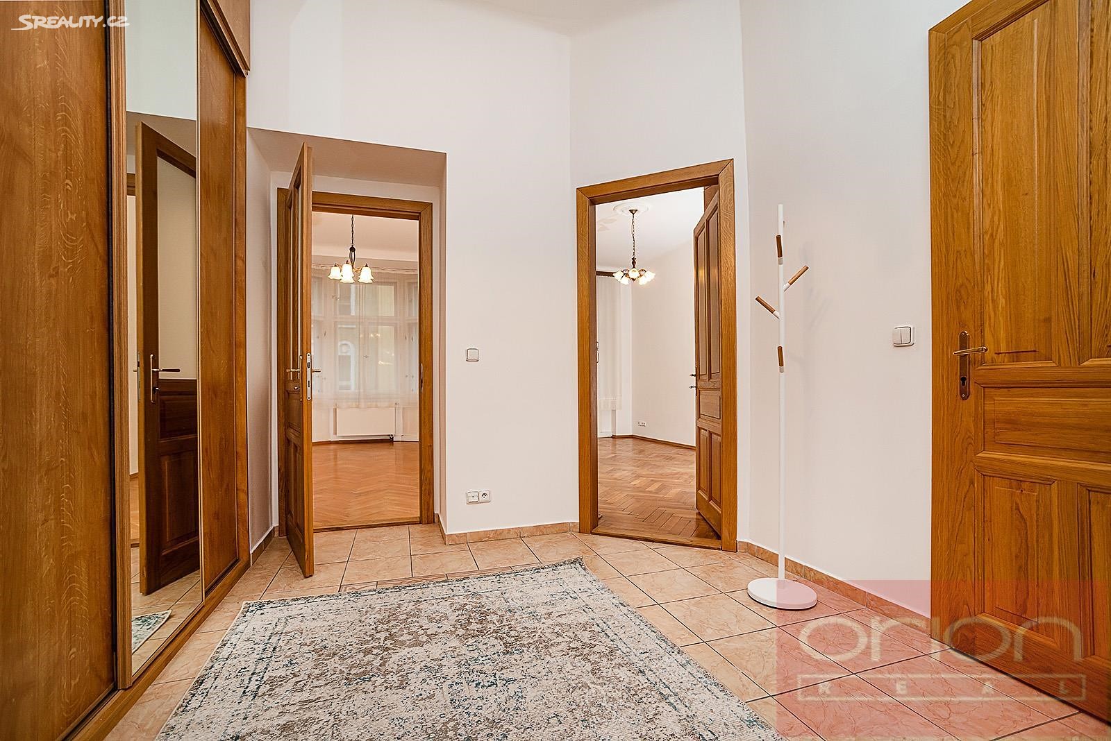 Pronájem bytu 3+1 92 m², Bílkova, Praha 1 - Josefov