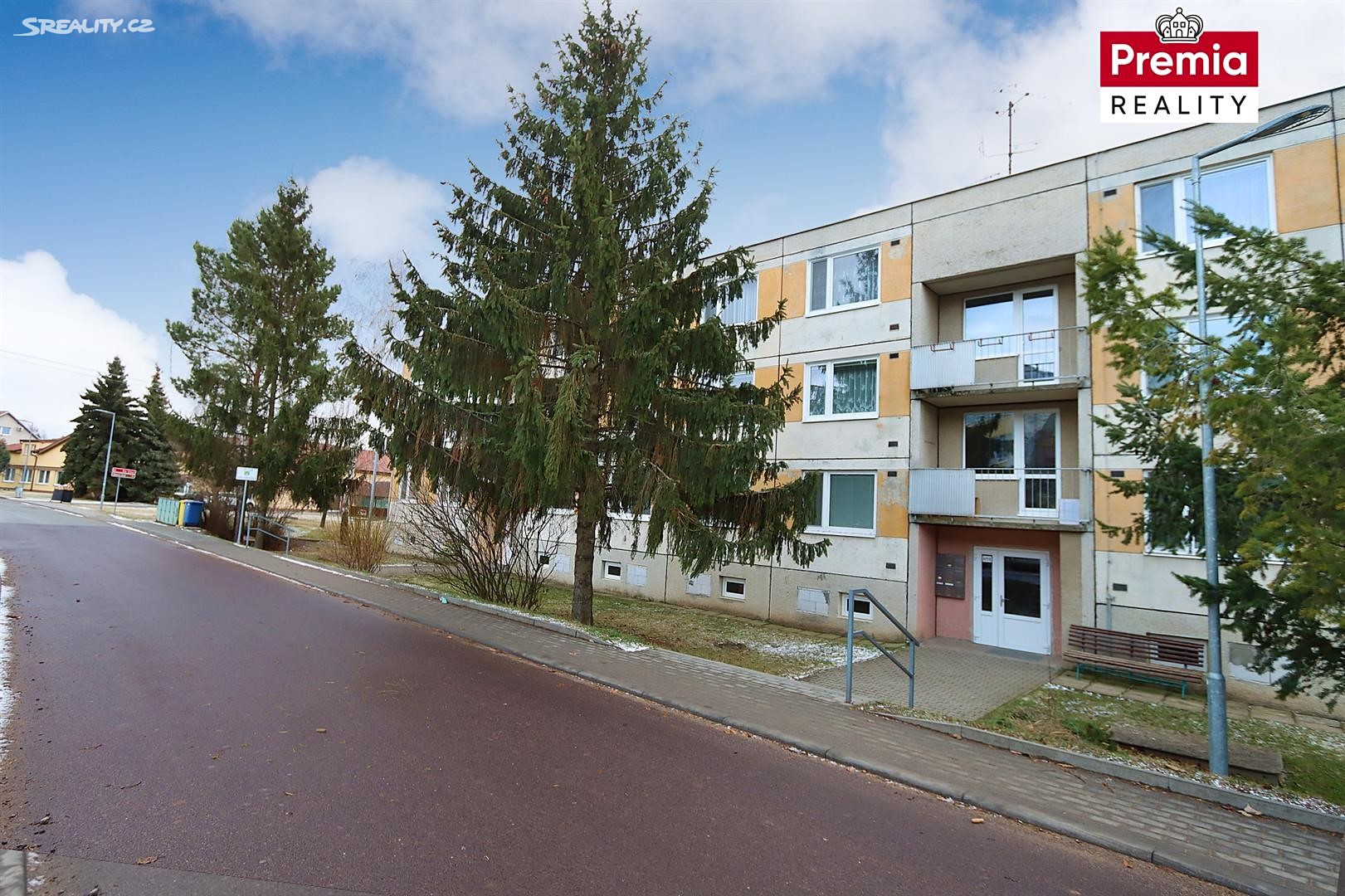 Prodej bytu 1+1 34 m², Školní, Hodonice