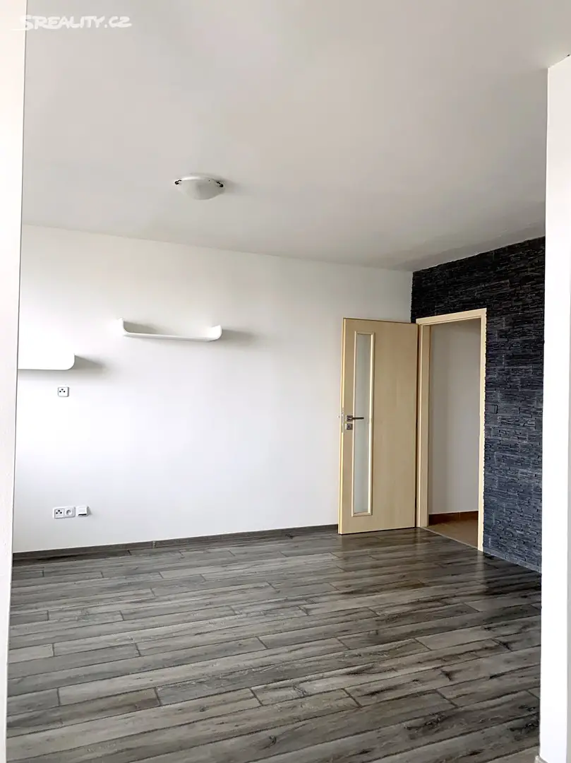Prodej bytu 3+1 70 m², Ostravská, Kladno - Kročehlavy