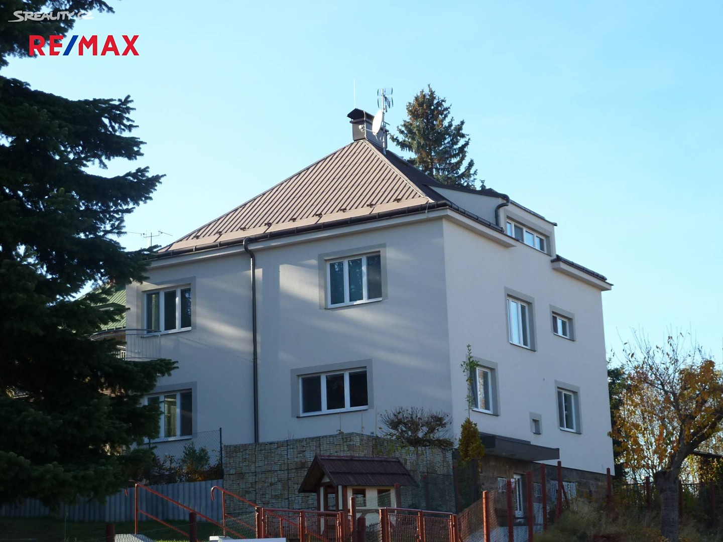 Prodej  rodinného domu 355 m², pozemek 1 088 m², Dělnická, Trutnov - Horní Předměstí