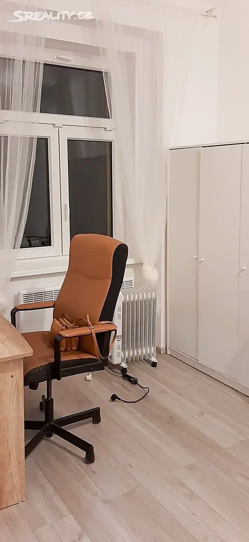Pronájem bytu 2+1 56 m², Nuselská, Praha 4 - Michle