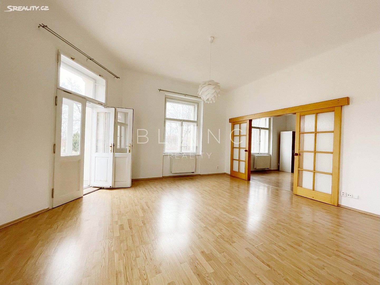 Pronájem bytu 2+1 69 m², Praha 5 - Smíchov