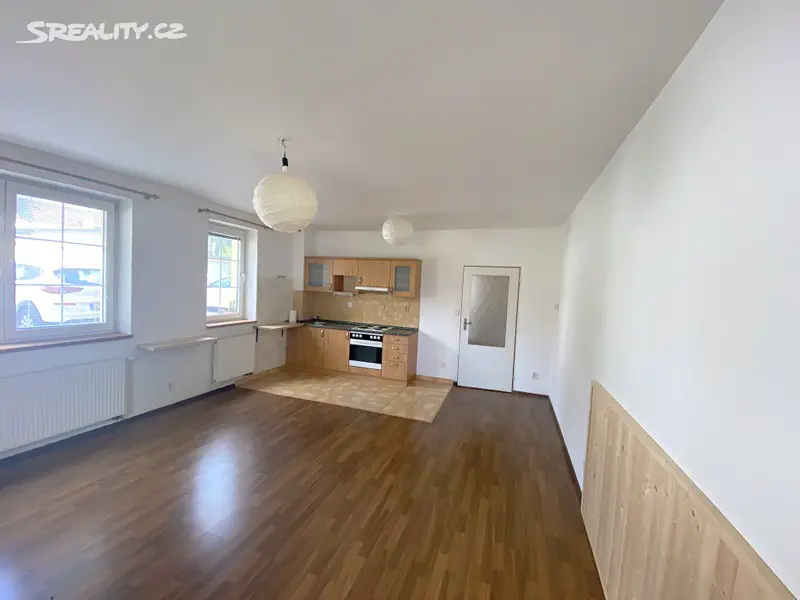 Pronájem bytu 2+kk 45 m², K Ovčandě, Unhošť