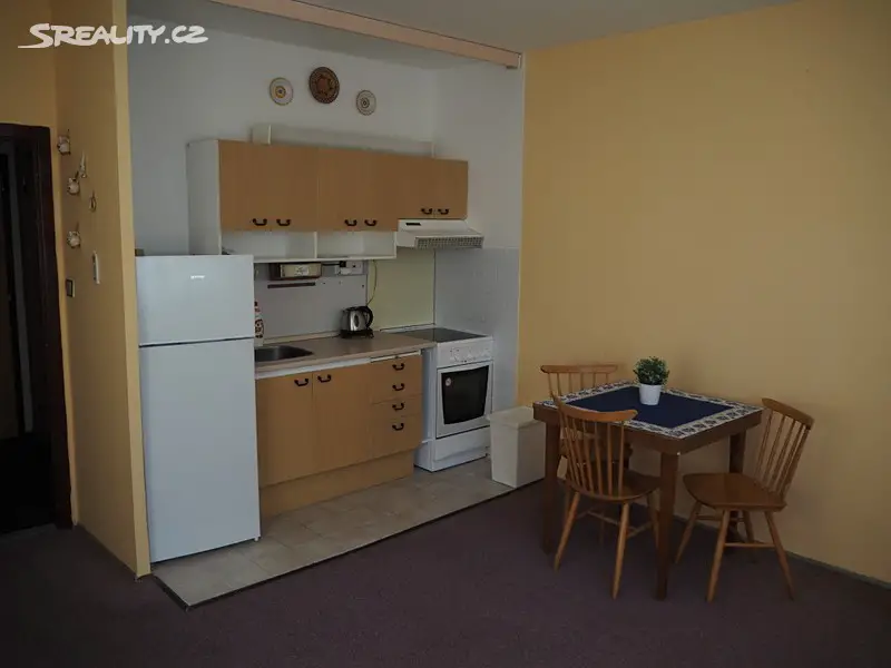 Pronájem bytu 2+kk 41 m², Šrámkova, Ústí nad Labem - Severní Terasa
