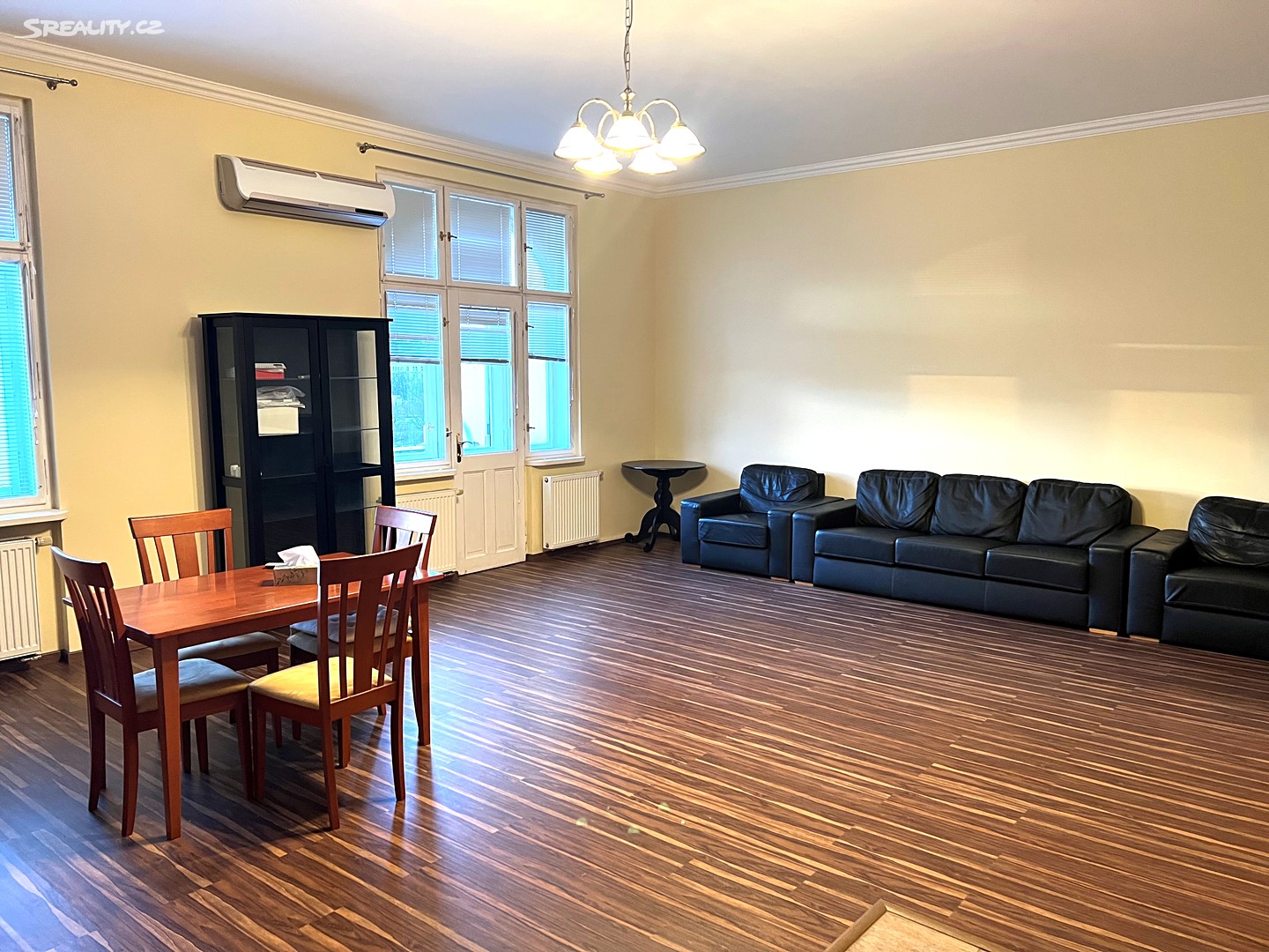 Pronájem bytu 3+1 110 m², Masarykovo nábřeží, Praha 1 - Nové Město
