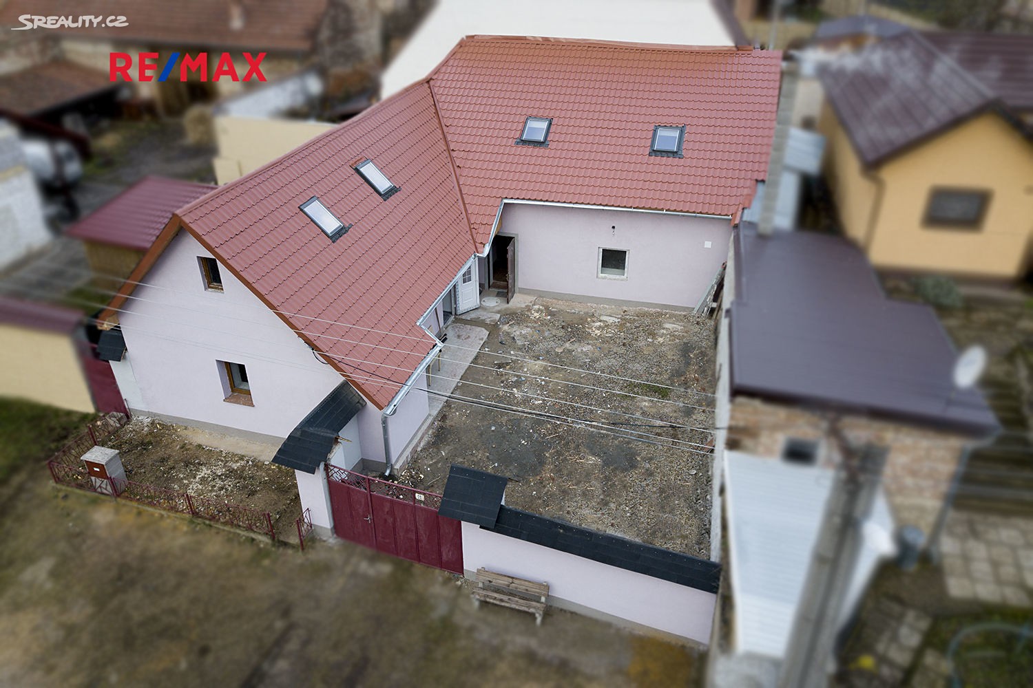 Prodej  vícegeneračního domu 188 m², pozemek 371 m², Chržín - Budihostice, okres Kladno