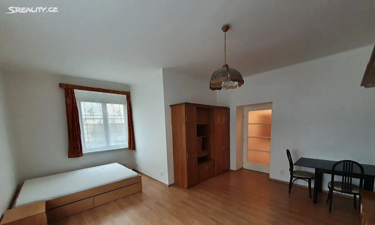 Pronájem bytu 1+kk 41 m², Terronská, Praha 6 - Bubeneč