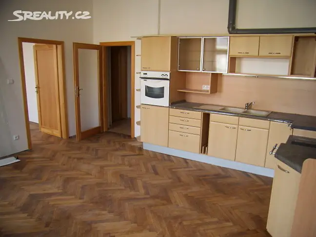 Pronájem bytu 2+kk 65 m², nám. Sokolovské, Liberec - Liberec II-Nové Město