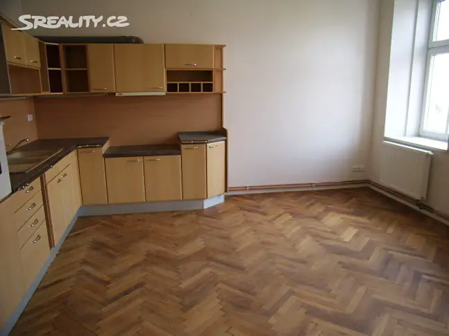 Pronájem bytu 2+kk 65 m², nám. Sokolovské, Liberec - Liberec II-Nové Město