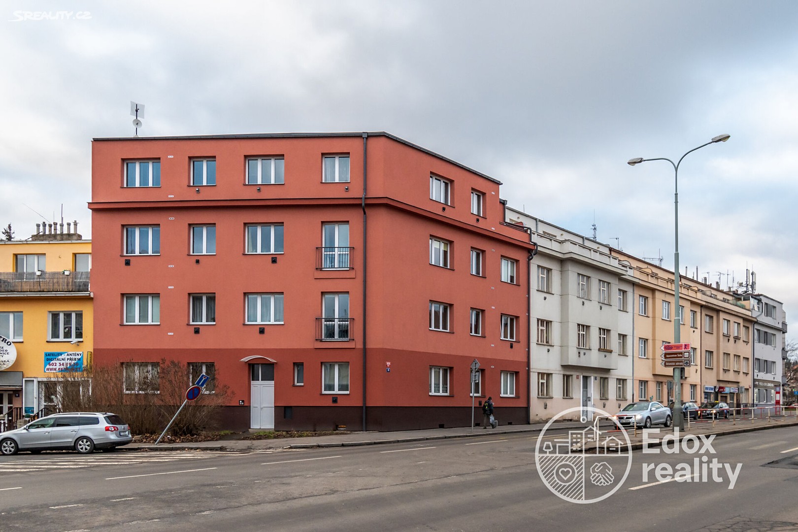 Prodej bytu 2+kk 43 m², Nad Šutkou, Praha 8 - Kobylisy