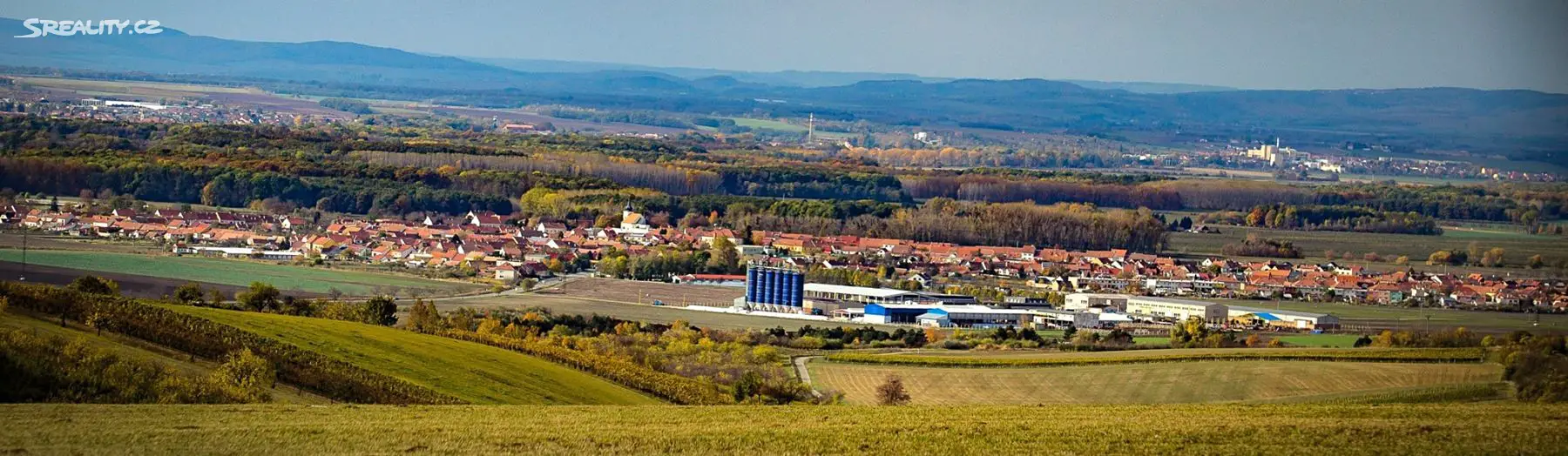 Prodej  pole 4 478 m², Velké Němčice, okres Břeclav