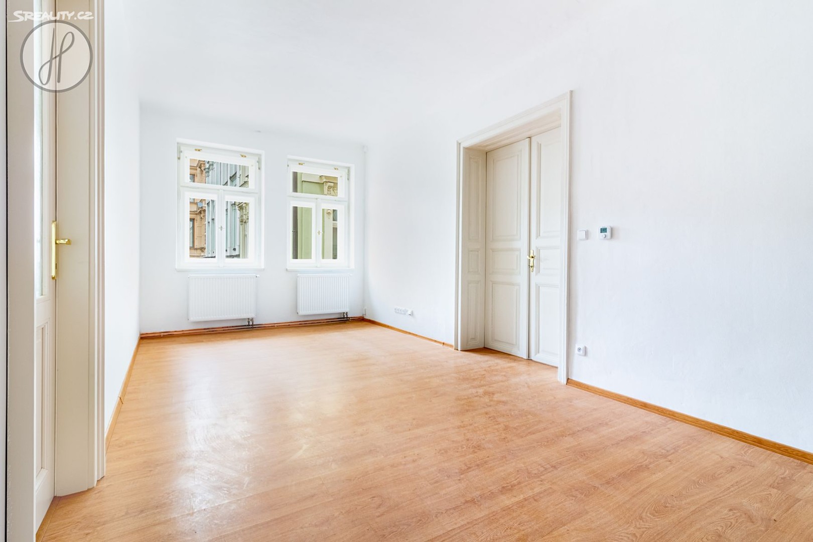 Pronájem bytu 2+1 86 m², nám. Dr. E. Beneše, Liberec - Liberec II-Nové Město