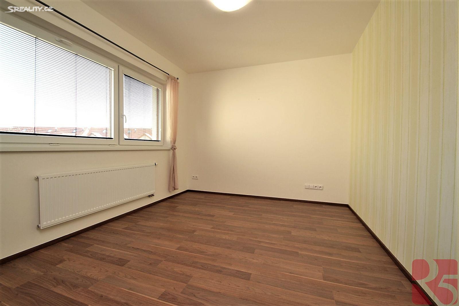 Pronájem bytu 3+kk 66 m², Ořešín, Buštěhrad