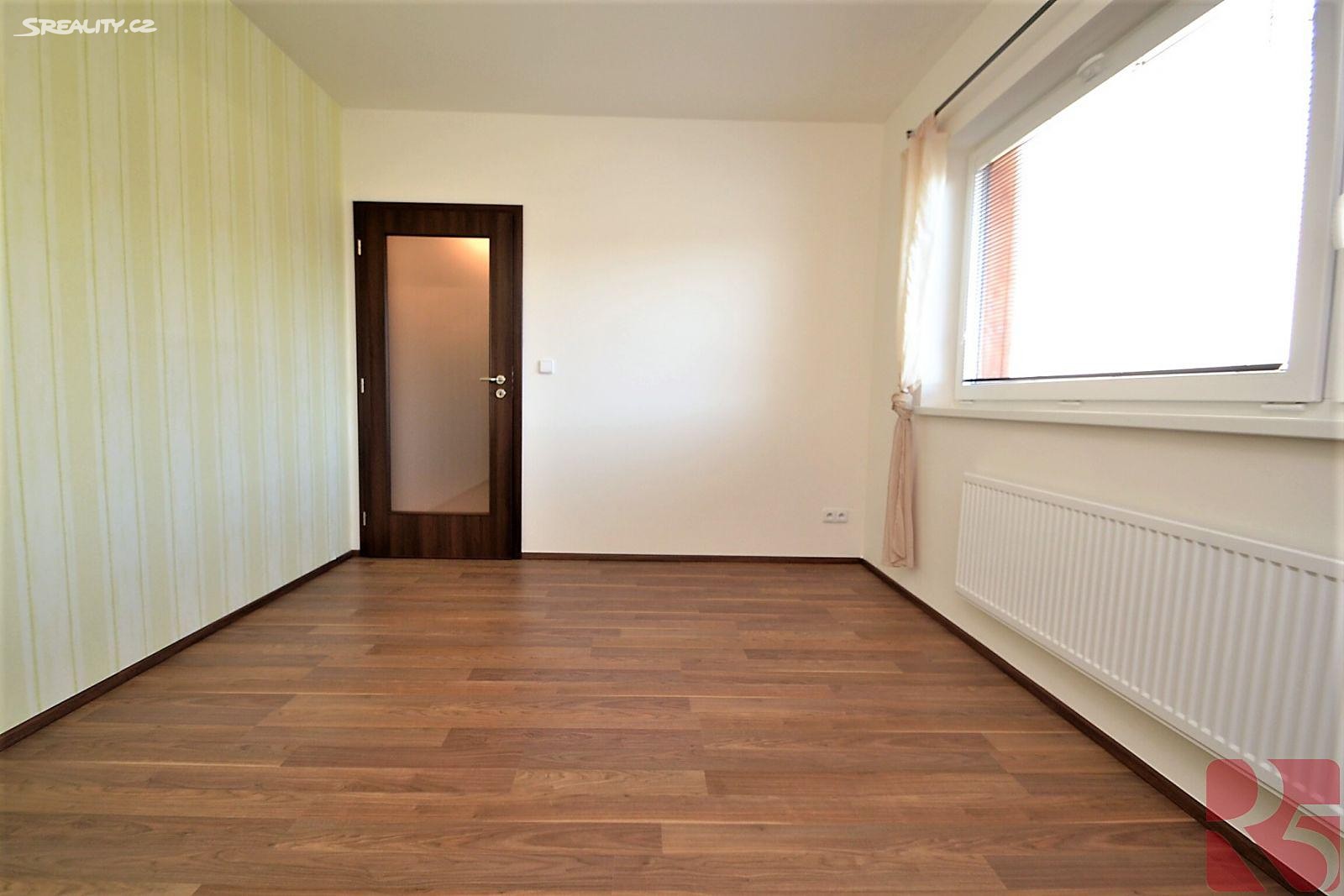 Pronájem bytu 3+kk 66 m², Ořešín, Buštěhrad