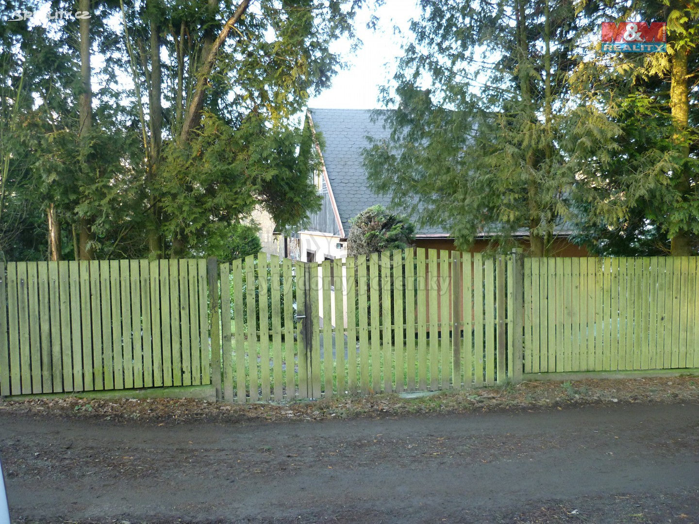 Prodej  chaty 50 m², pozemek 728 m², Libeř - Libeň, okres Praha-západ