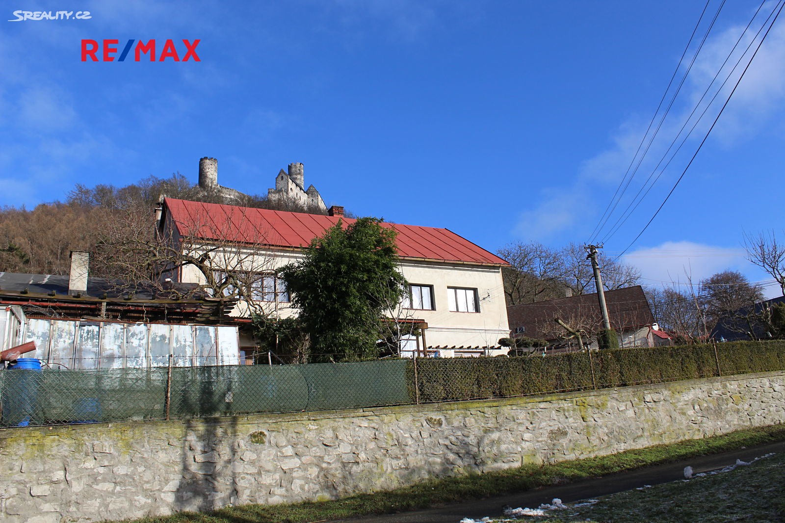 Prodej  rodinného domu 330 m², pozemek 263 m², Bezděz, okres Česká Lípa