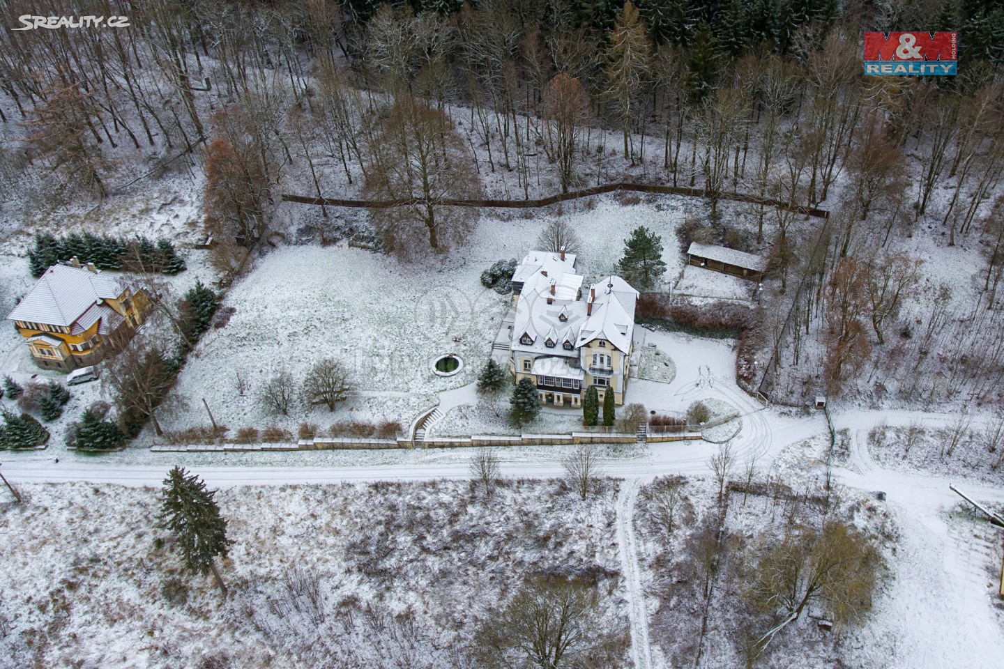 Prodej  rodinného domu 1 000 m², pozemek 6 591 m², Plesná, okres Cheb