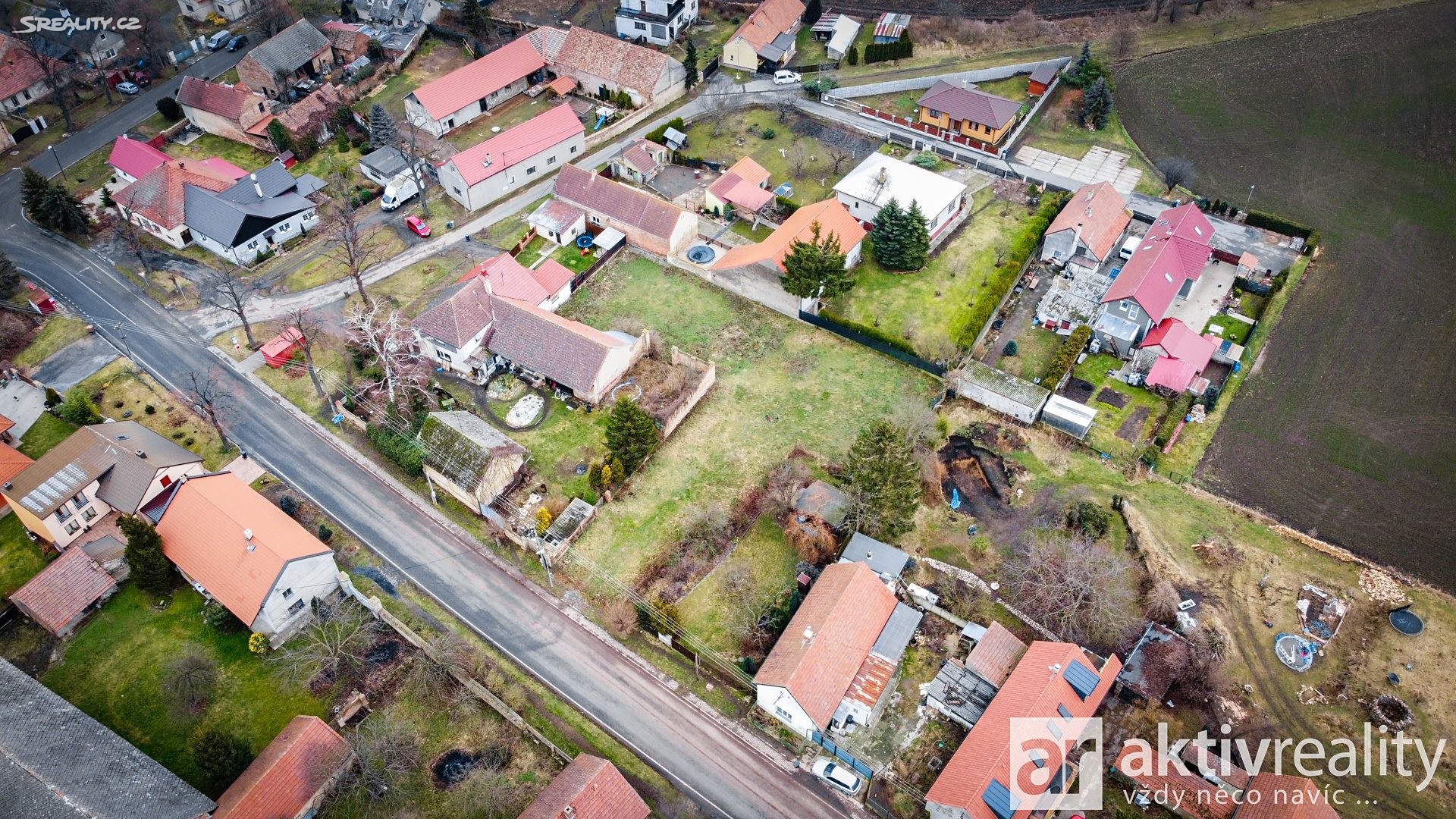 Prodej  stavebního pozemku 1 272 m², Břežany I, okres Kolín