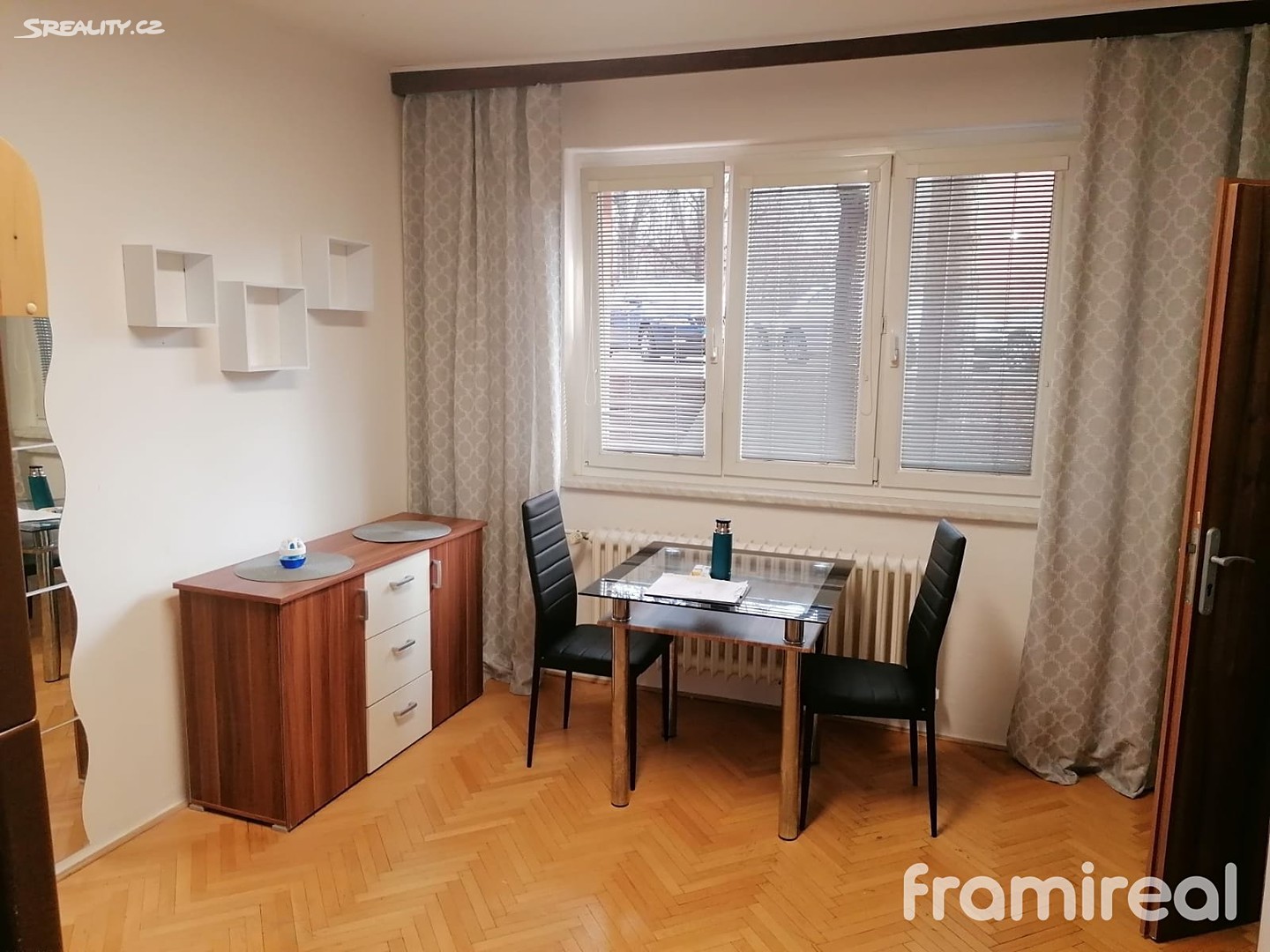 Pronájem bytu 1+1 30 m², náměstí SNP, Brno - Černá Pole