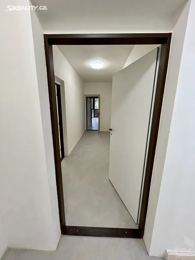 Pronájem bytu 2+kk 45 m², V Zátiší, Jevany