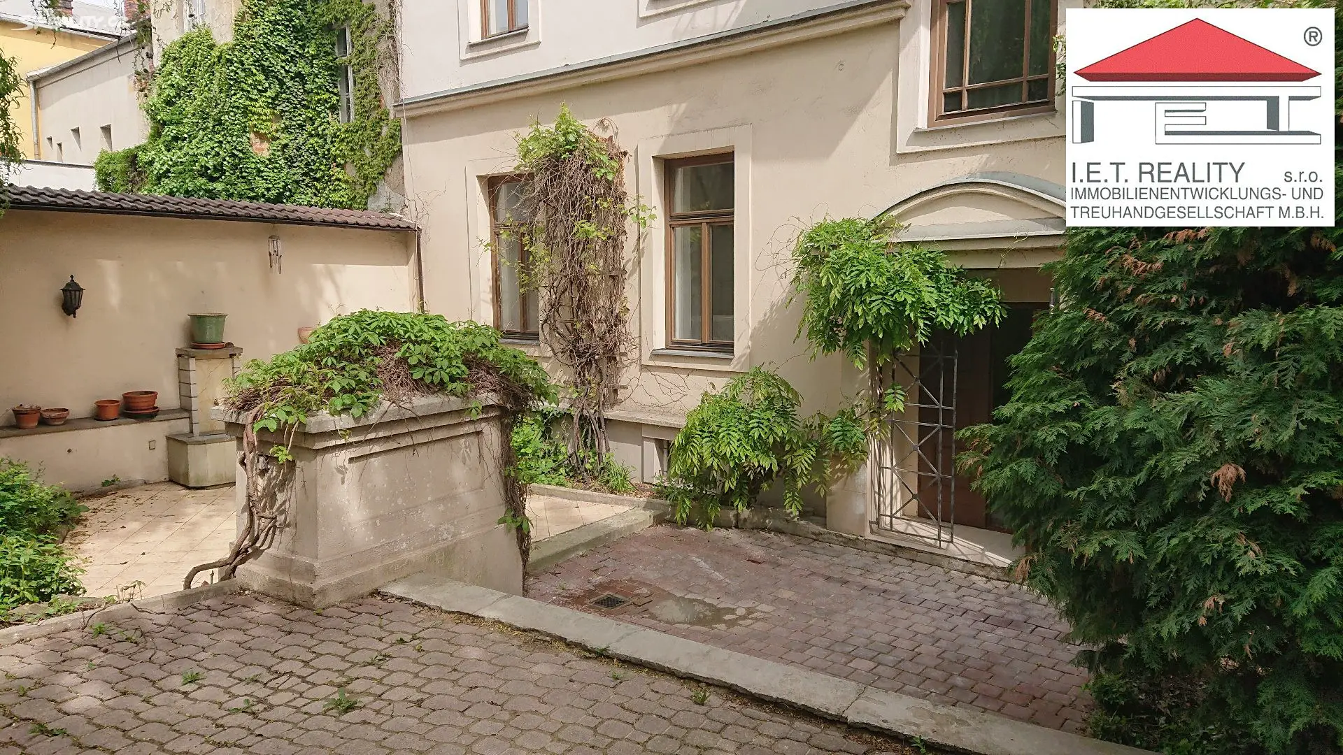 Pronájem bytu 2+kk 70 m², Nádražní, Ostrava - Přívoz
