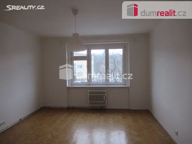 Pronájem bytu 2+kk 44 m², Ve struhách, Praha 6 - Bubeneč