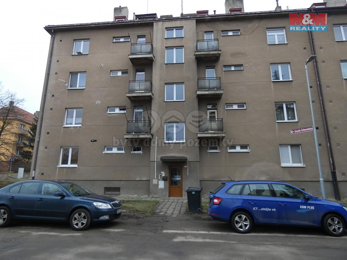 Prodej bytu 3+1 70 m², Josefa Schovánka, Louny