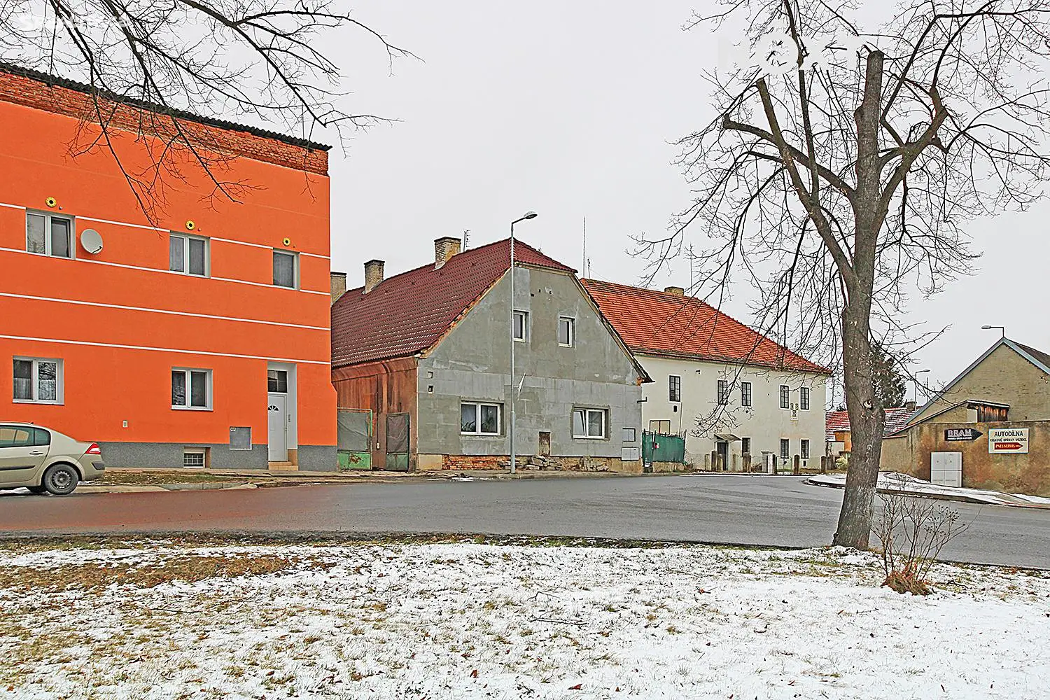 Prodej  rodinného domu 511 m², pozemek 1 056 m², Kolešovice, okres Rakovník