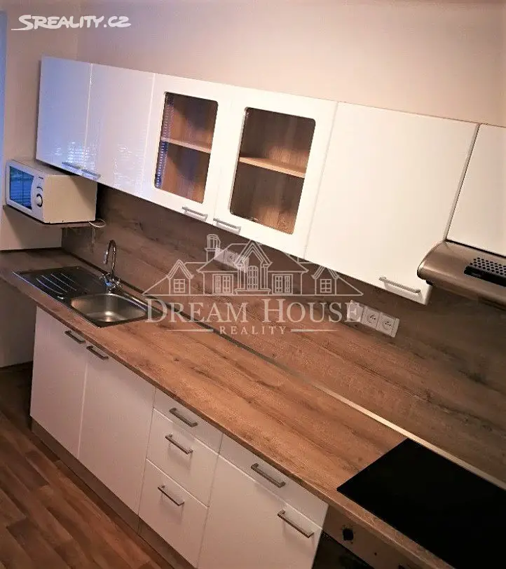 Pronájem bytu 3+1 87 m², Tvrdého, Praha 9 - Letňany