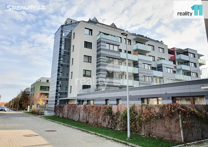 Pronájem bytu 4+kk 119 m², Pod stolovou horou, Praha 5 - Jinonice