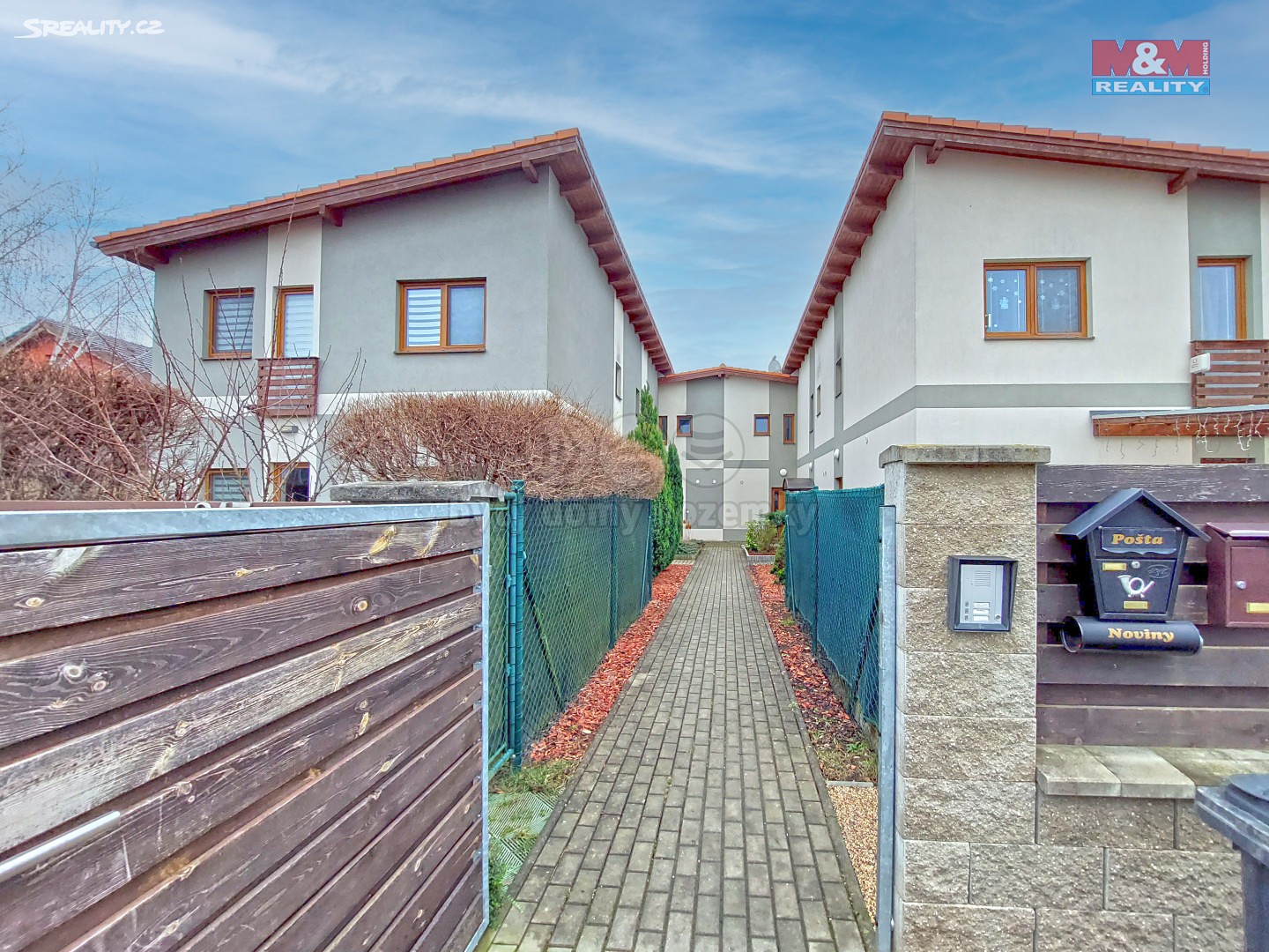 Prodej bytu 3+kk 89 m² (Mezonet), Holubice, okres Praha-západ