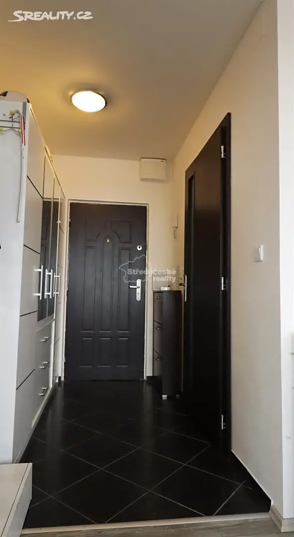 Pronájem bytu 2+kk 39 m², plukovníka Mráze, Praha 10 - Hostivař