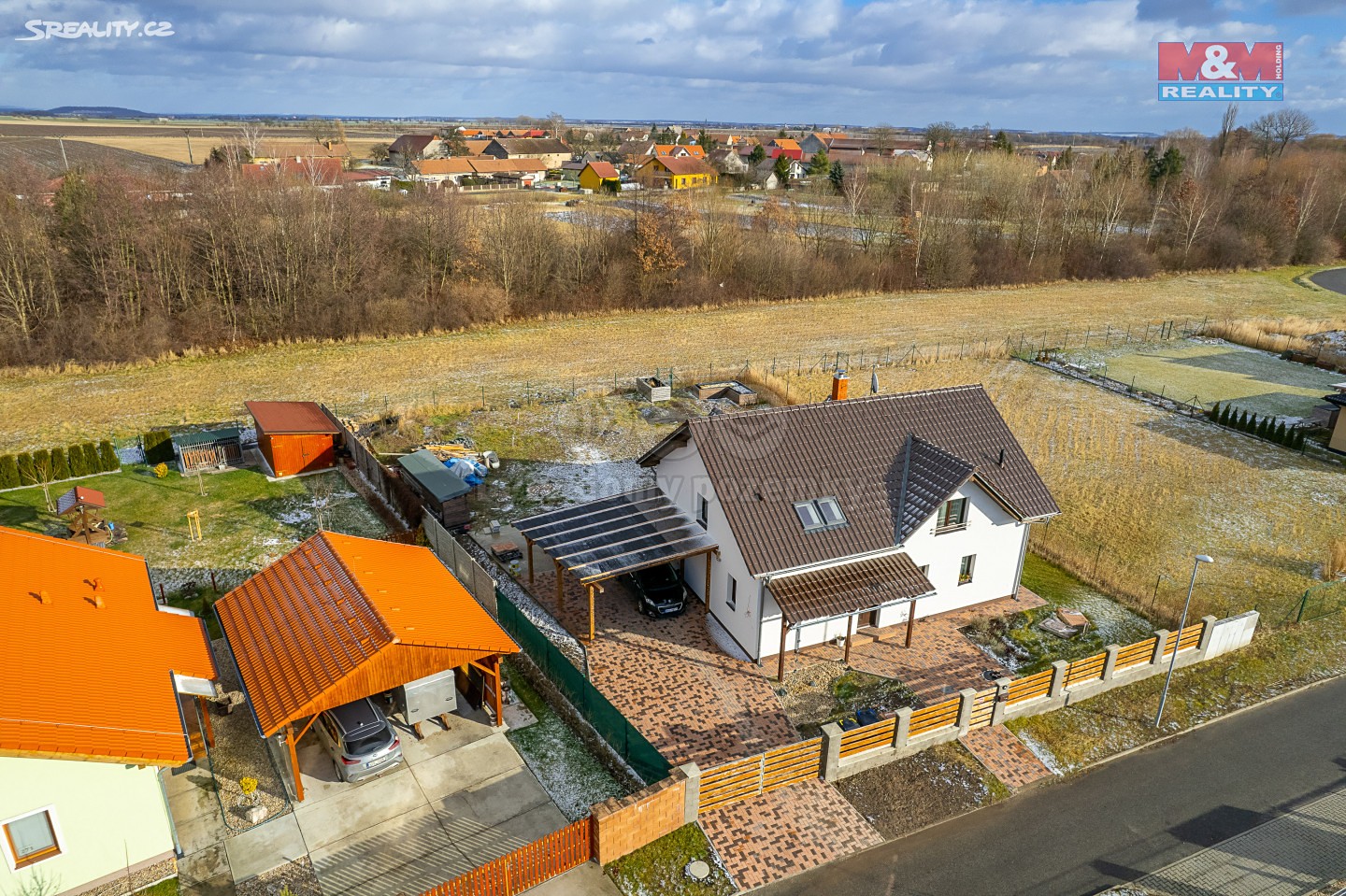 Prodej  rodinného domu 172 m², pozemek 973 m², Všechlapy, okres Nymburk