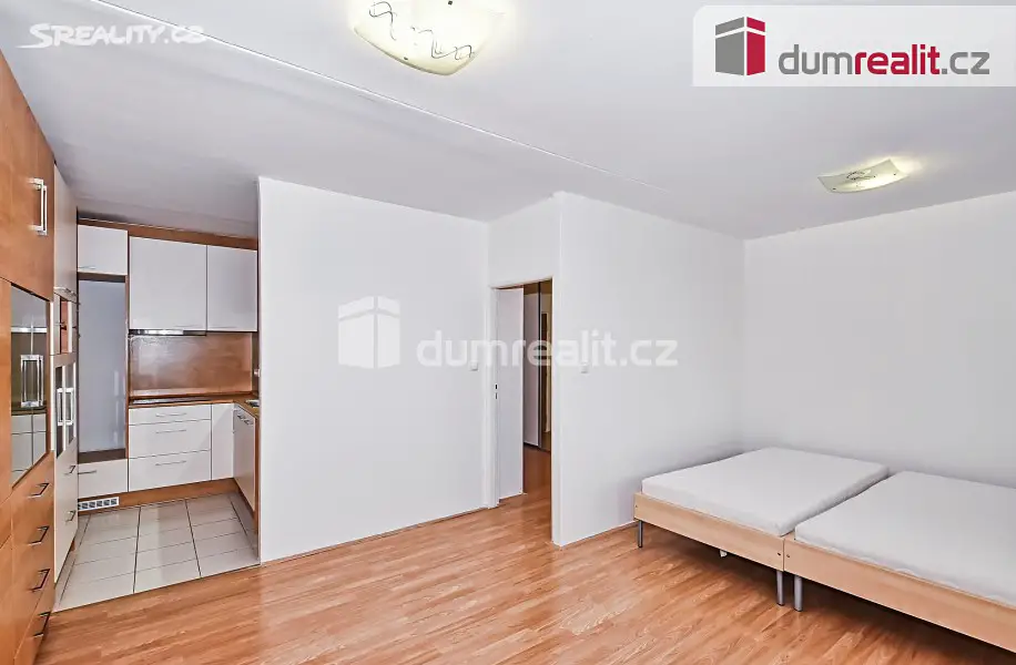 Prodej bytu 1+1 36 m², Vysočanská, Praha 9 - Střížkov